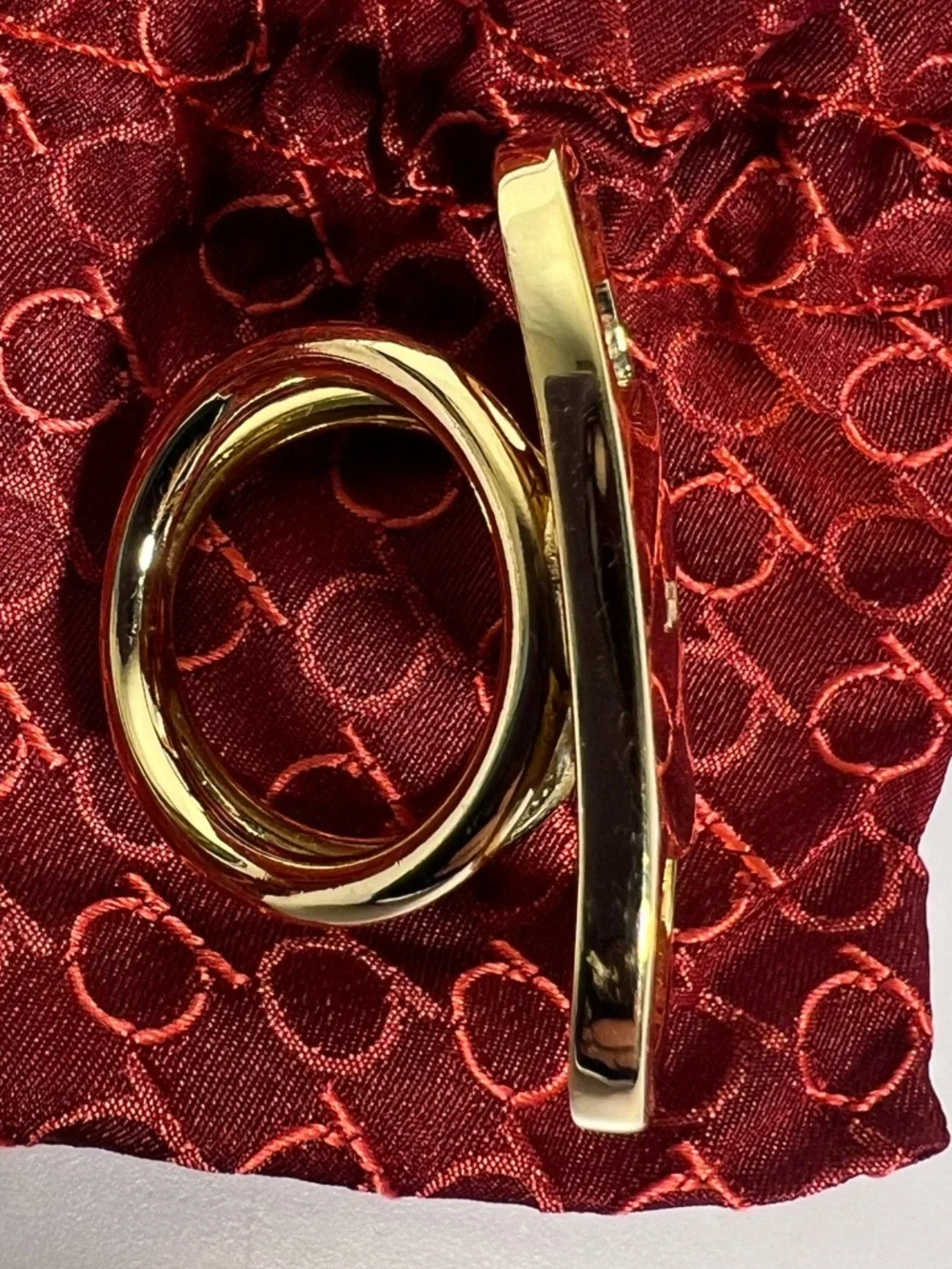 Ferragamo Gancini Gold Tone Scarf Ring Clip Italy